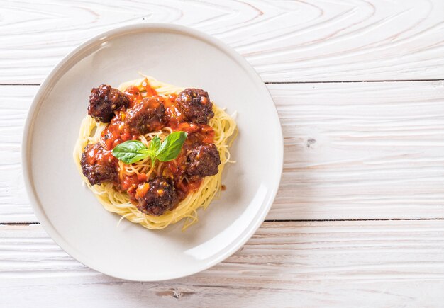 spaghetti aux boulettes de viande