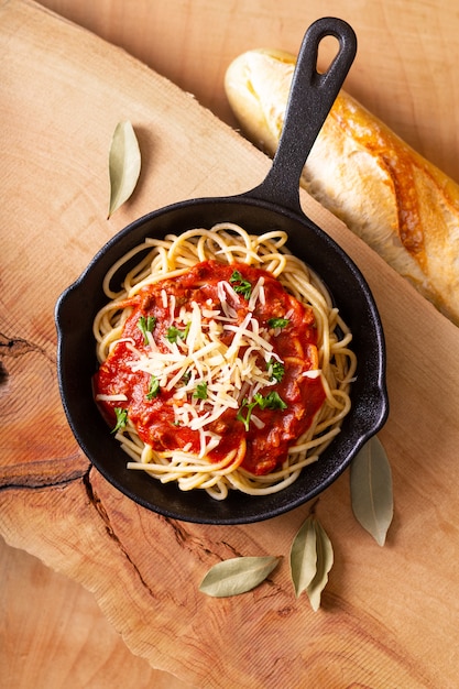 Spaghetti bolognaise maison