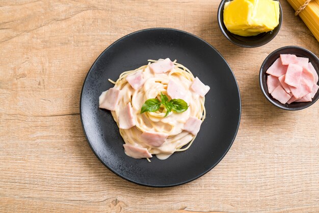 spaghetti carbonara jambon