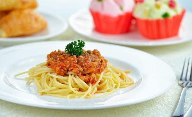 Spaghetti à la sauce tomate au boeuf