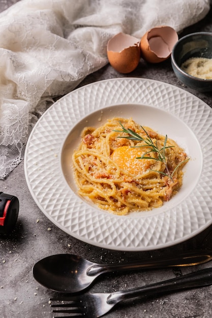 spaghetti sur la table