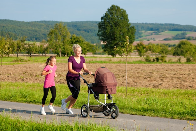 Sport familial - Jogging avec poussette