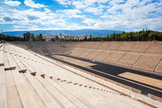 Le stade panathénaïque également connu sous le nom de Kallimarmaro est un stade polyvalent à Athènes, Grèce