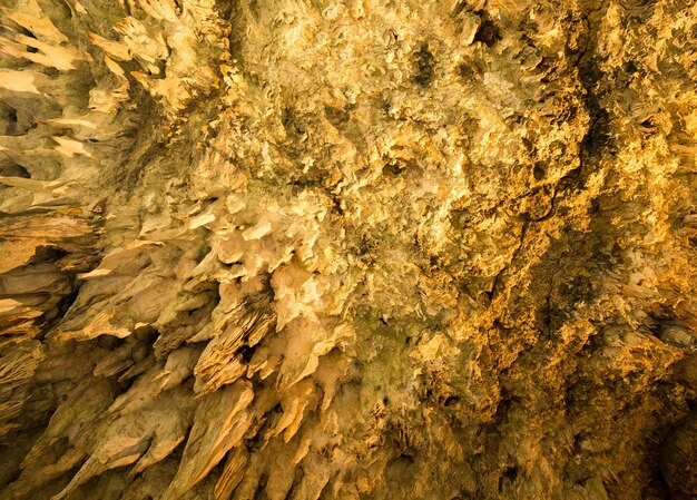 Photo stalactites dans la grotte