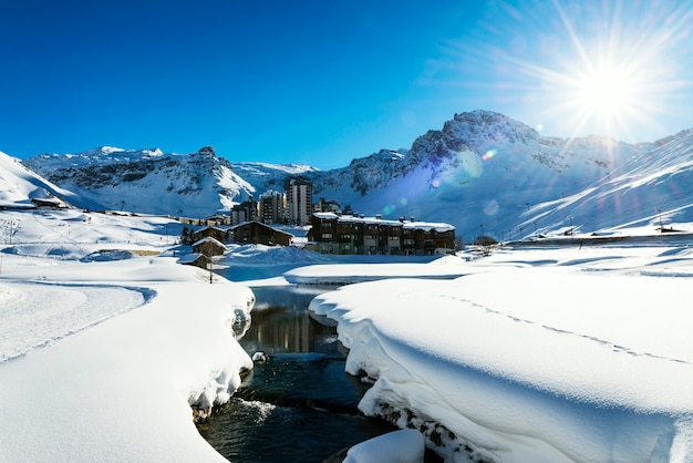 Photo station de tignes en hiver, alpes, france