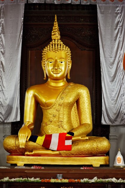 Statue de Bouddha dans le temple