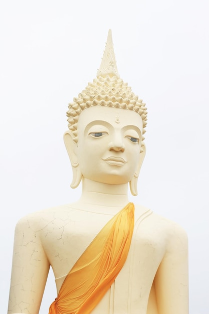 Photo statue de bouddha sur un fond blanc