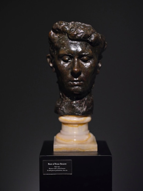 Statue du célèbre sculpteur Auguste Rodin