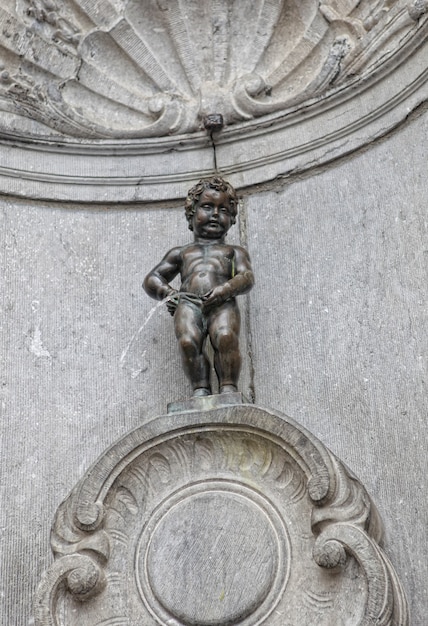 Statue du Manneken Pis à Bruxelles