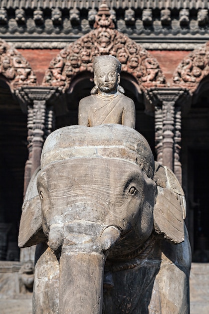 Photo statue d'éléphant de pierre