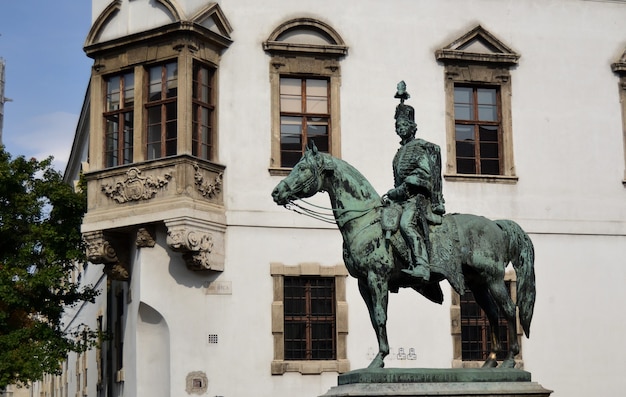 statue en hommage à Andras Hadik dans le quartier du château de Buda