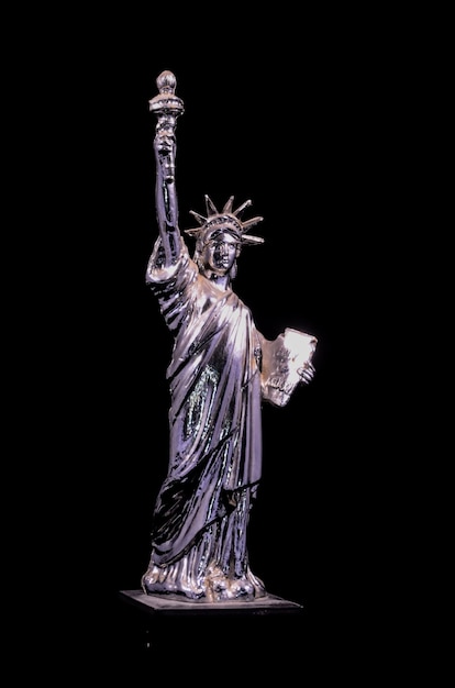 Statue de la liberté faite à la main gris argenté