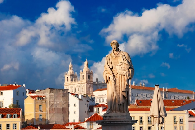 Statue de Saint Vincent, le saint patron de Lisbonne