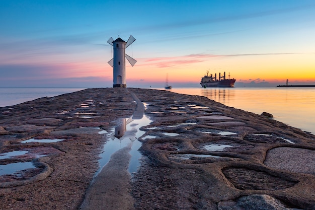 Stawa Mlyny au coucher du soleil, Swinoujscie, Pologne