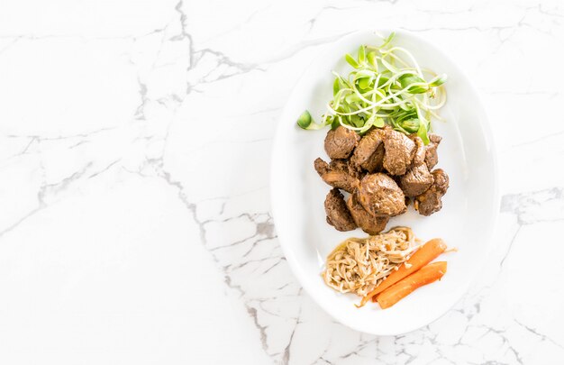 steak de bœuf aux légumes