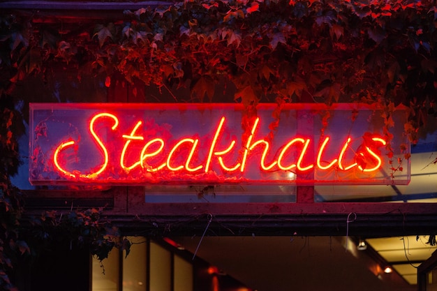 Steakhaus Néon