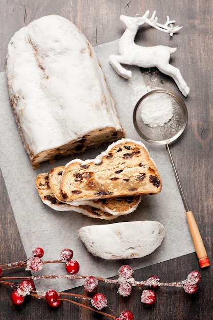 Stollen de Noël vertical Vue de dessus