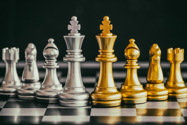 Stratégie de combat d&#39;échecs Jeu de défi d&#39;intelligence sur l&#39;échiquier