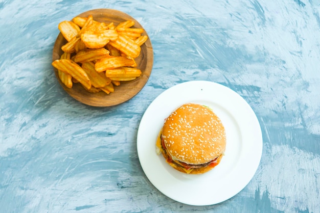 Street food Les burgers à l'escalope de boeuf