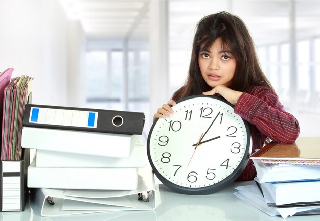 Stress de la femme au bureau