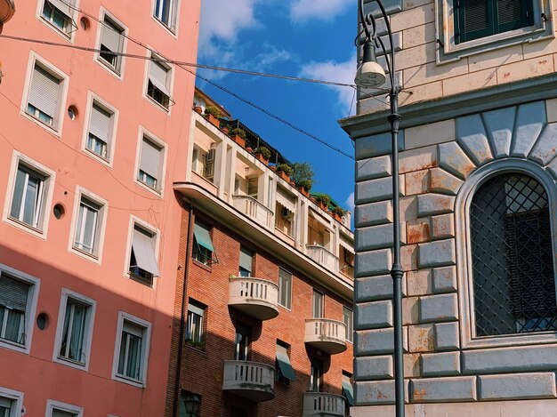 Photo une structure construite dans le ghetto indien de rome