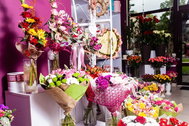 Studio de design floral, réalisation de décorations et d'arrangements.