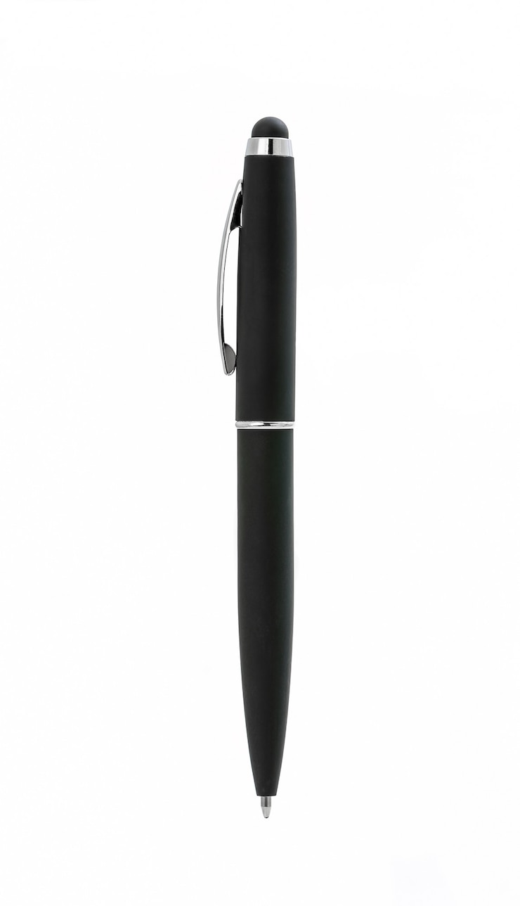 Photo stylo plume sur fond blanc