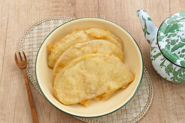 Sukun goreng ou fruit à pain frit, cuisine indonésienne traditionnelle.