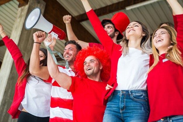 Supporters de football au stade