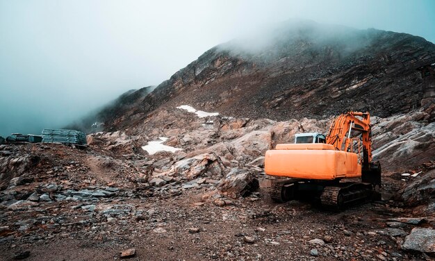 Surface de coupe de bulldozer des Alpes