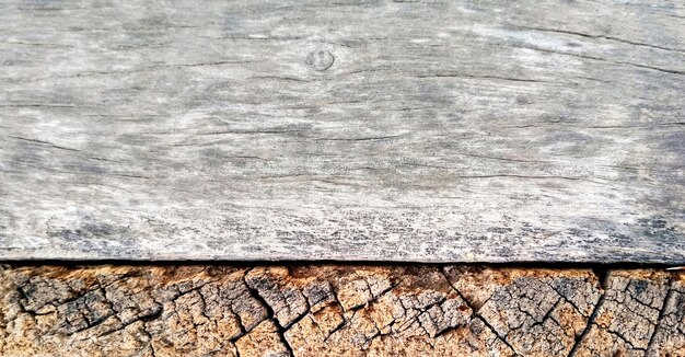 Surface érodée par le temps, vieux fond de bois, texture du bois avec motif naturel avec espace vide