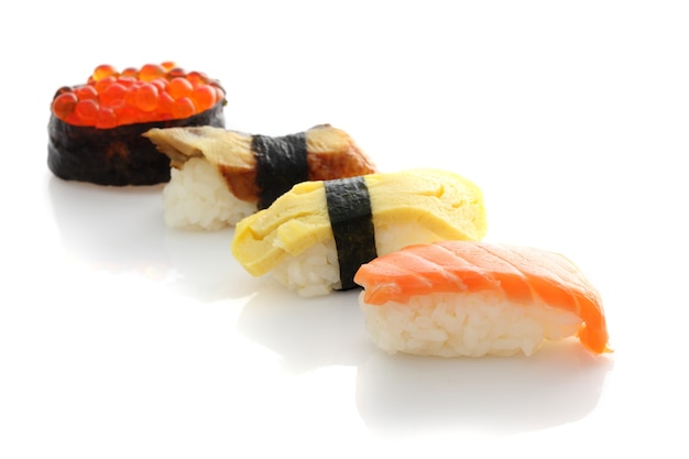 Sushi mis en blanc