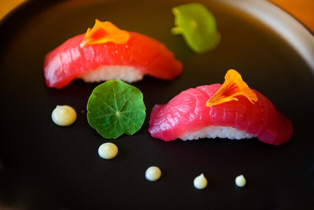 Sushi prêt pour la fête, événement, réunion, célébration.