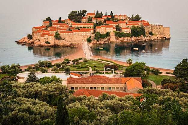 Sveti stefan a budua nel montenegro - sveti stefan in budva au Monténégro