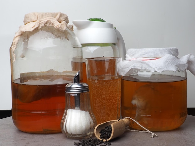 Sweet Kombucha Tea une boisson santé fermentée populaire riche en probiotiques