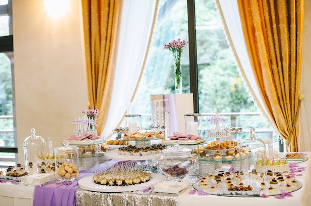 Sweet table, macaron