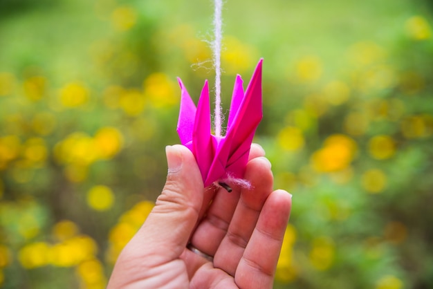 Symbole de papier oiseau de la liberté