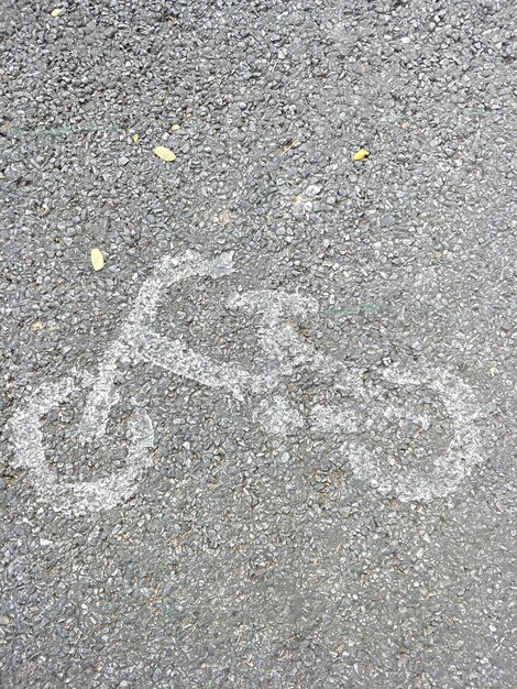 Symbole de piste cyclable.