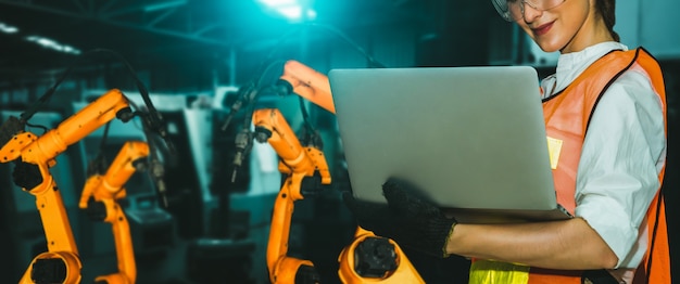 Système de bras de robot avancé pour l'industrie numérique et la technologie robotique d'usine