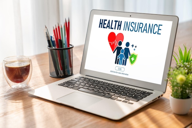 Système d'enregistrement moderne sur le site Web de l'assurance maladie pour faciliter le remplissage des formulaires