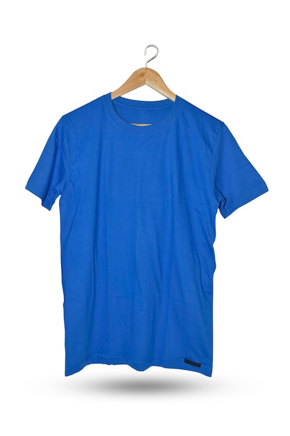 T-shirt bleu sur blanc