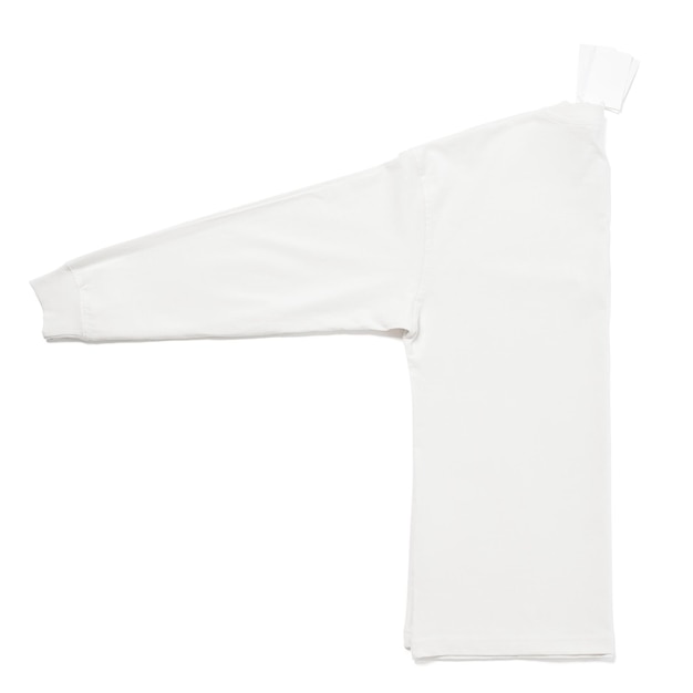 T-shirt à manches longues blanc vierge isolé sur fond blanc