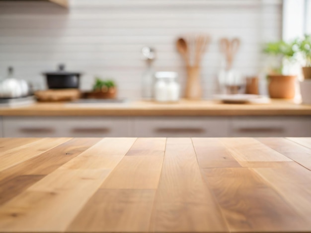 Une table en bois vide et un fond de cuisine moderne flou