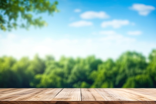 Table en bois vide avec un fond naturel flou