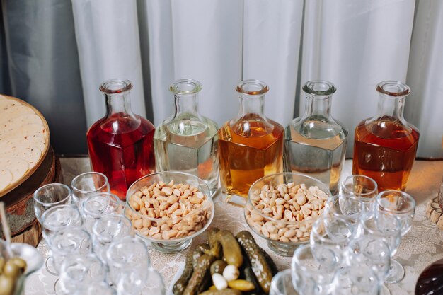 Table de cosaque. Fêtes d'anniversaire ou de mariage.