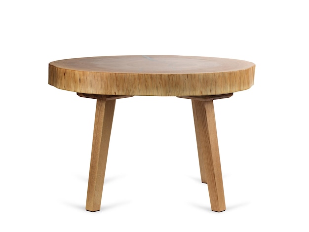 Table faite à la main en bois d'orme naturel isolé sur fond blanc