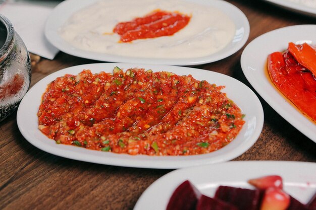 Table meze traditionnelle turque et grecque
