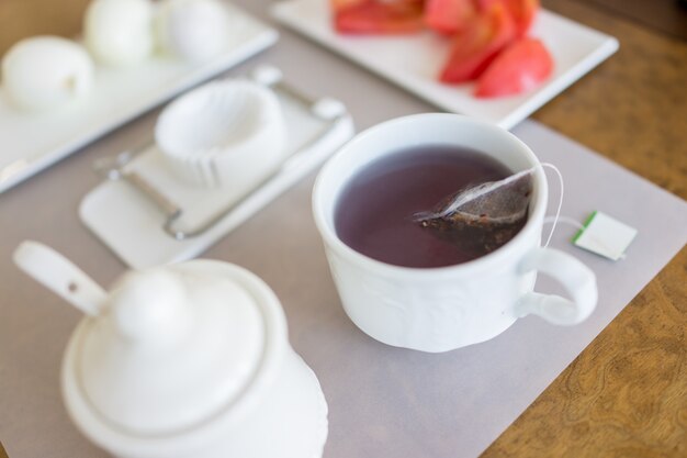 Table de petit déjeuner