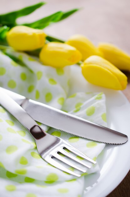 Table de printemps pour Pâques ou la fête des mères