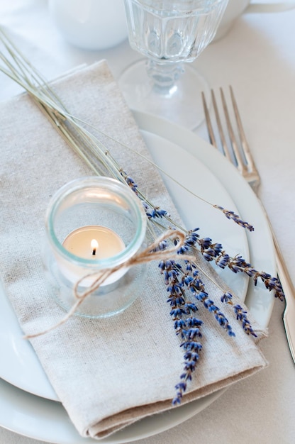 Table de style provençal